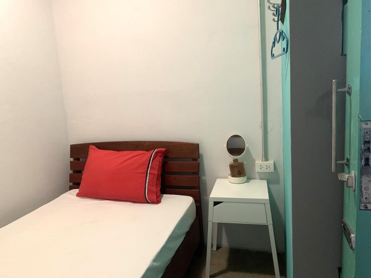 Sleep Sheep Phuket Hostel Sha Kültér fotó