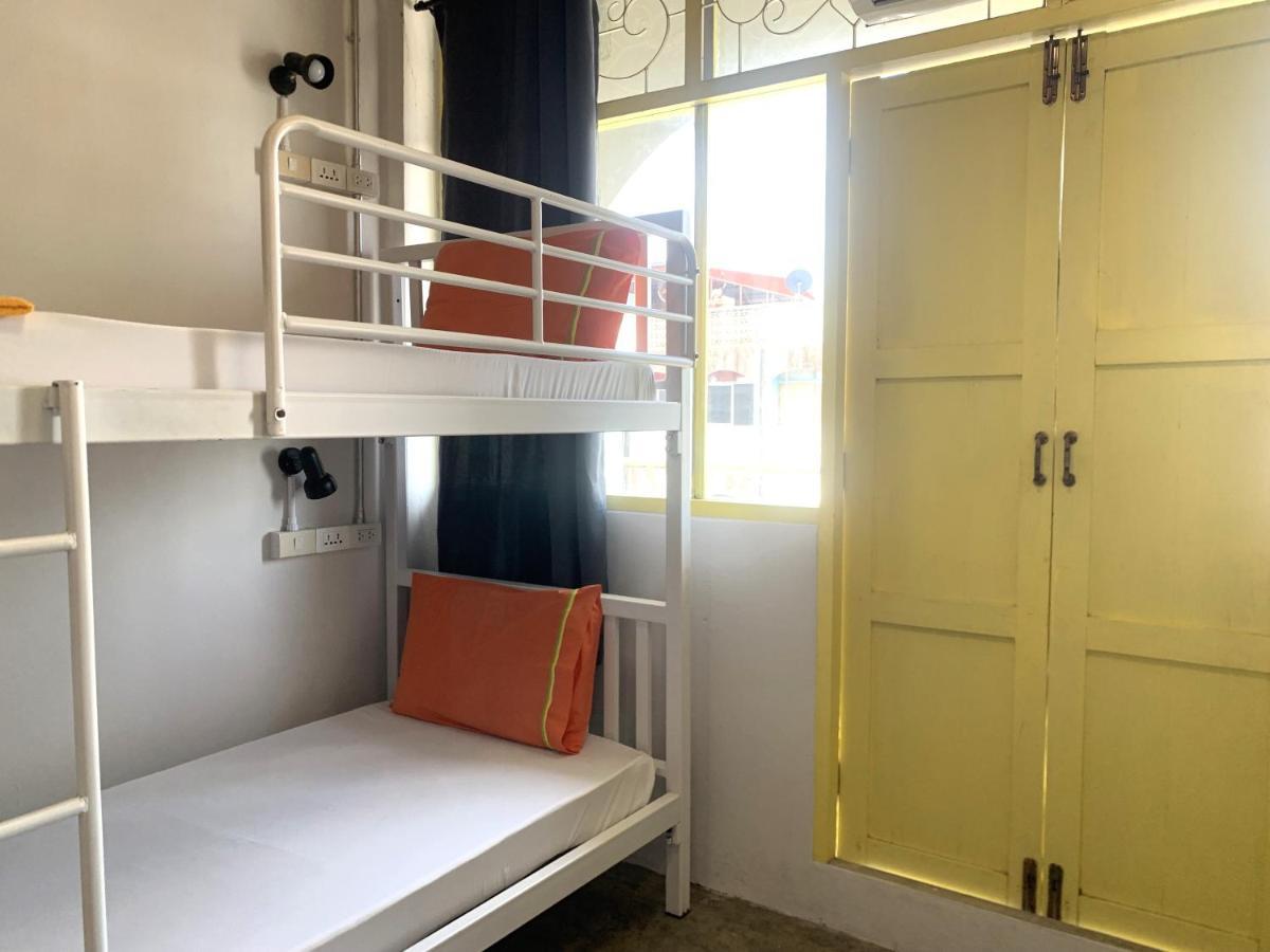 Sleep Sheep Phuket Hostel Sha Kültér fotó