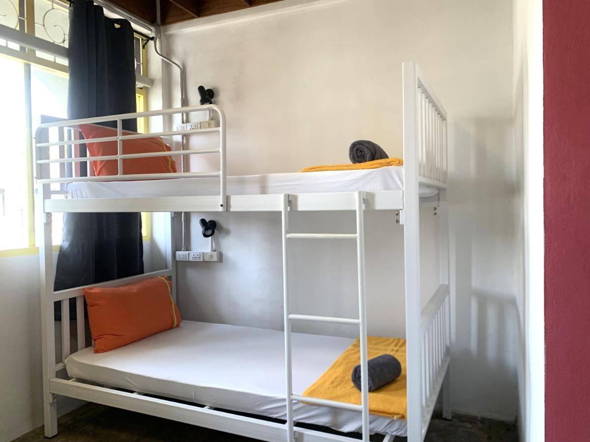 Sleep Sheep Phuket Hostel Sha Kültér fotó
